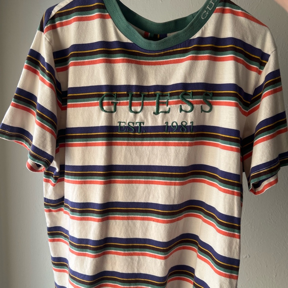 GUESS T Shirt Size Large